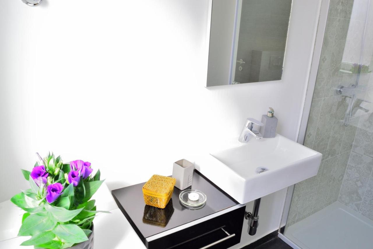 Apartment Domus Lauri Umago Esterno foto
